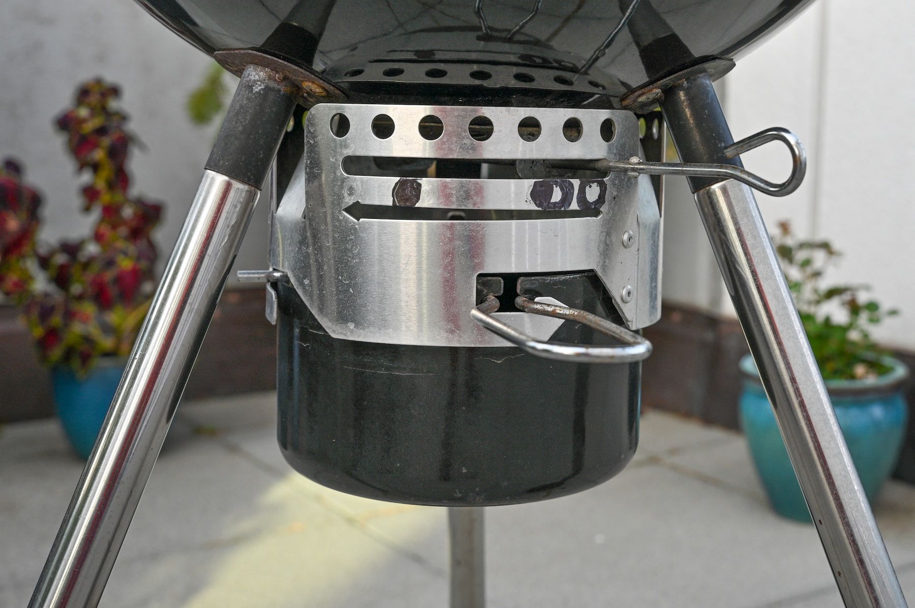 Griglie: Kugelgrill schwarz mit Deckelthermometer gebraucht – Usato da Oetwil a.d.Limmat venduto da Postding 2
