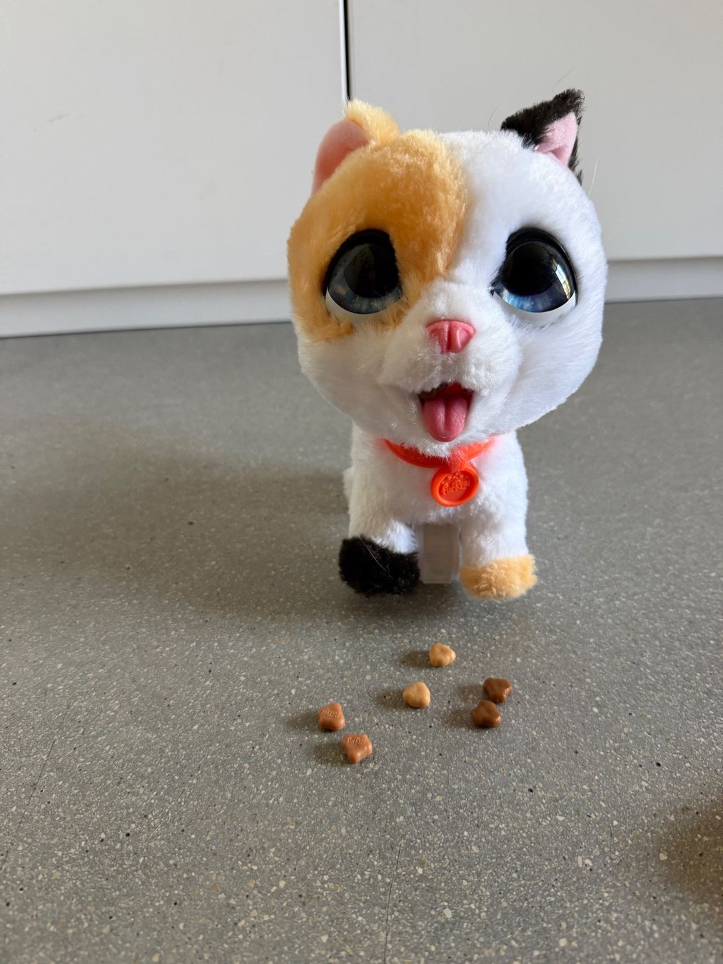 FurReal Spielzeuge: FurReal Katze mit Leine und Leckeri – Gebraucht aus Bern von Werahiko 1
