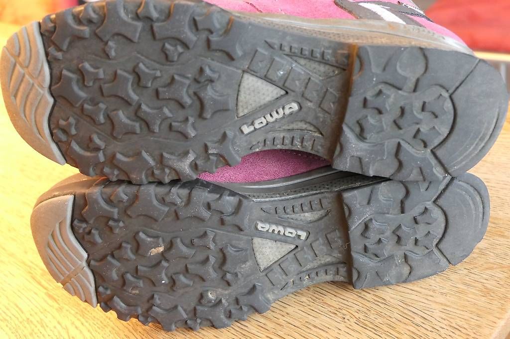 Lowa Scarpe per ragazze: Lowa Wanderschuh Gr. 36 – Usato da Lenggenwil venduto da Reto888 4