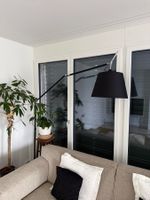 Artemide Tolomeo Mega Stehleuchte – schwarz / dimmbar