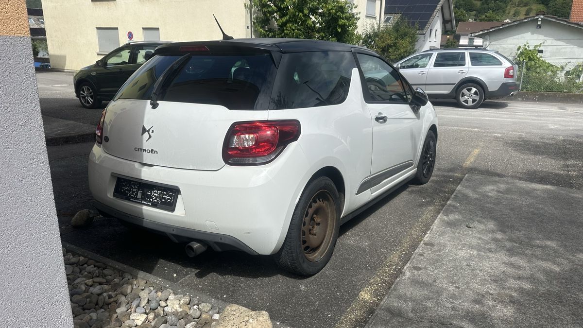 DS Automobiles Automobili: Citroën DS3, 1.2V VTi Klima B6b – Usato da Lengnau BE venduto da 211207zds 4
