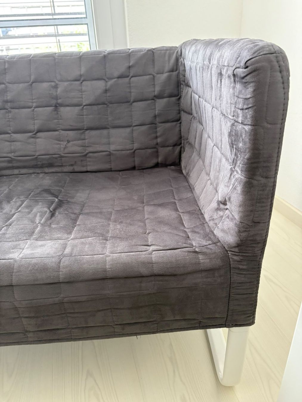 Ikea Divani: Kompaktes IKEA Knopparp Sofa Grau – Usato da Bättwil venduto da swissyankees 2
