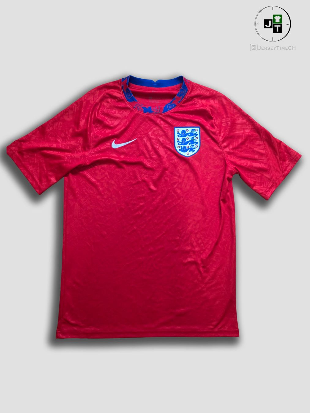 Nike Maillots de corps & Pantalons: ENGLAND 2020 TRAINING SHIRT – D'occasion à Lüchingen par Jersey_Time