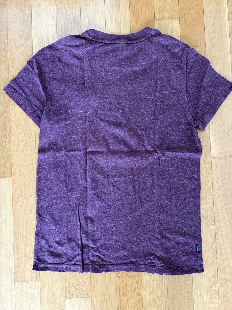 Superdry T-shirt: T-Shirt von Superdry – Nuovo (secondo la descrizione) da Horgen venduto da max.123. 2