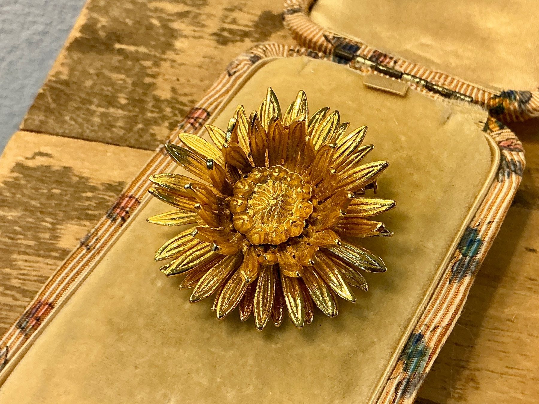 Broches & Aiguilles: VINTAGE BROSCHE MODESCHMUCK FRANKREICH 50-ER, TOP – D'occasion à Biglen par Limarkt 1