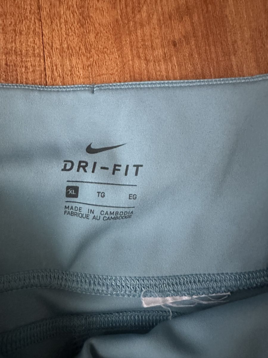 Nike Leggings: Nike Running  – Gebraucht aus Rütihof von Soultosoul 1