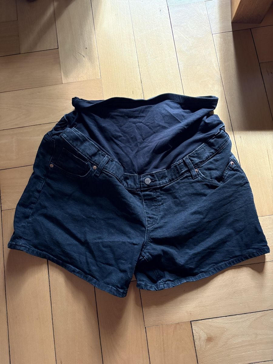 H&M Jeans: Jeans Short h&M Mama XL – Usato da Zürich venduto da mei_rld5