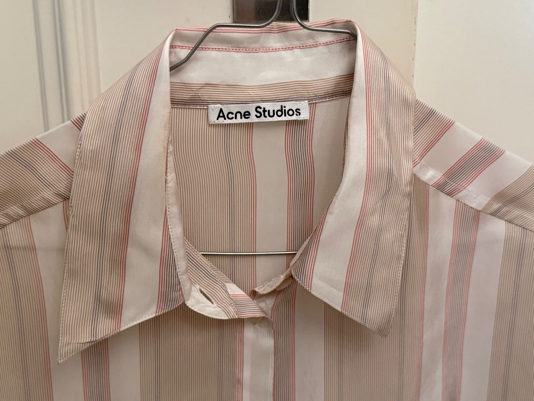 Chemisiers: Acne Studios Silk Shirt – D'occasion à Zürich par ele_nd88 1