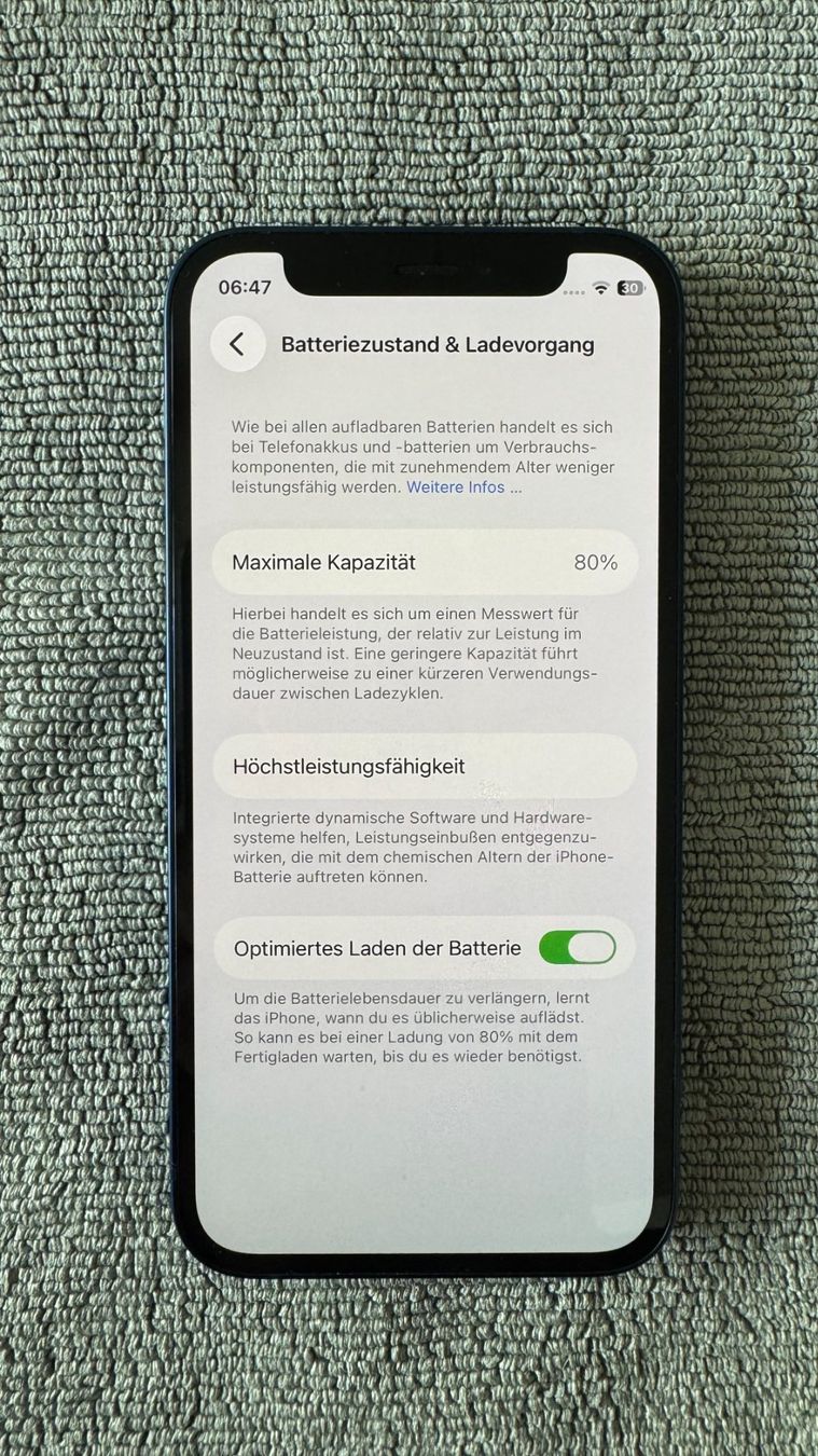 Apple Portables: iPhone 12 mini, 64 GB, blau – D'occasion à Emmenbrücke par Meggen1969 2