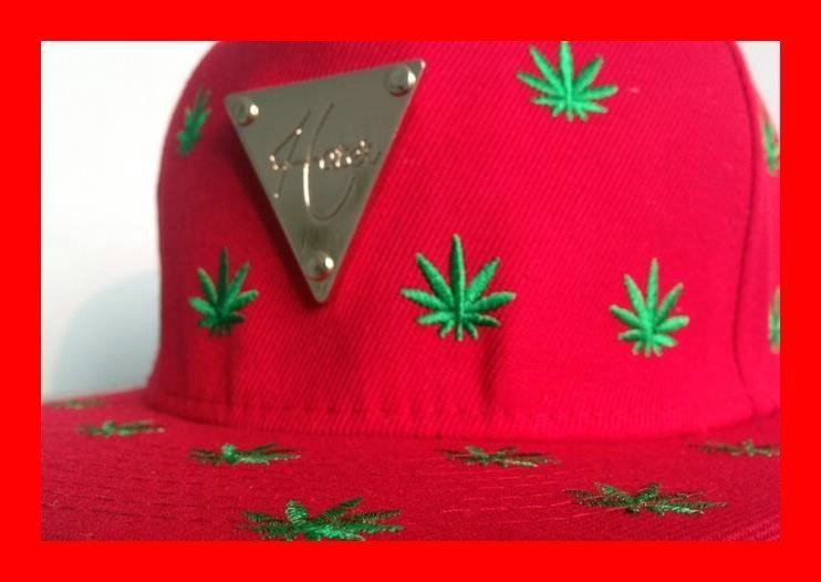 Copricapi, berretti & cappellini: Basecap Marihuana Weed Gras Pott ROT THC klein Baseball Cap – Nuovo e nell'imballaggio originale da Dättlikon venduto da easythings