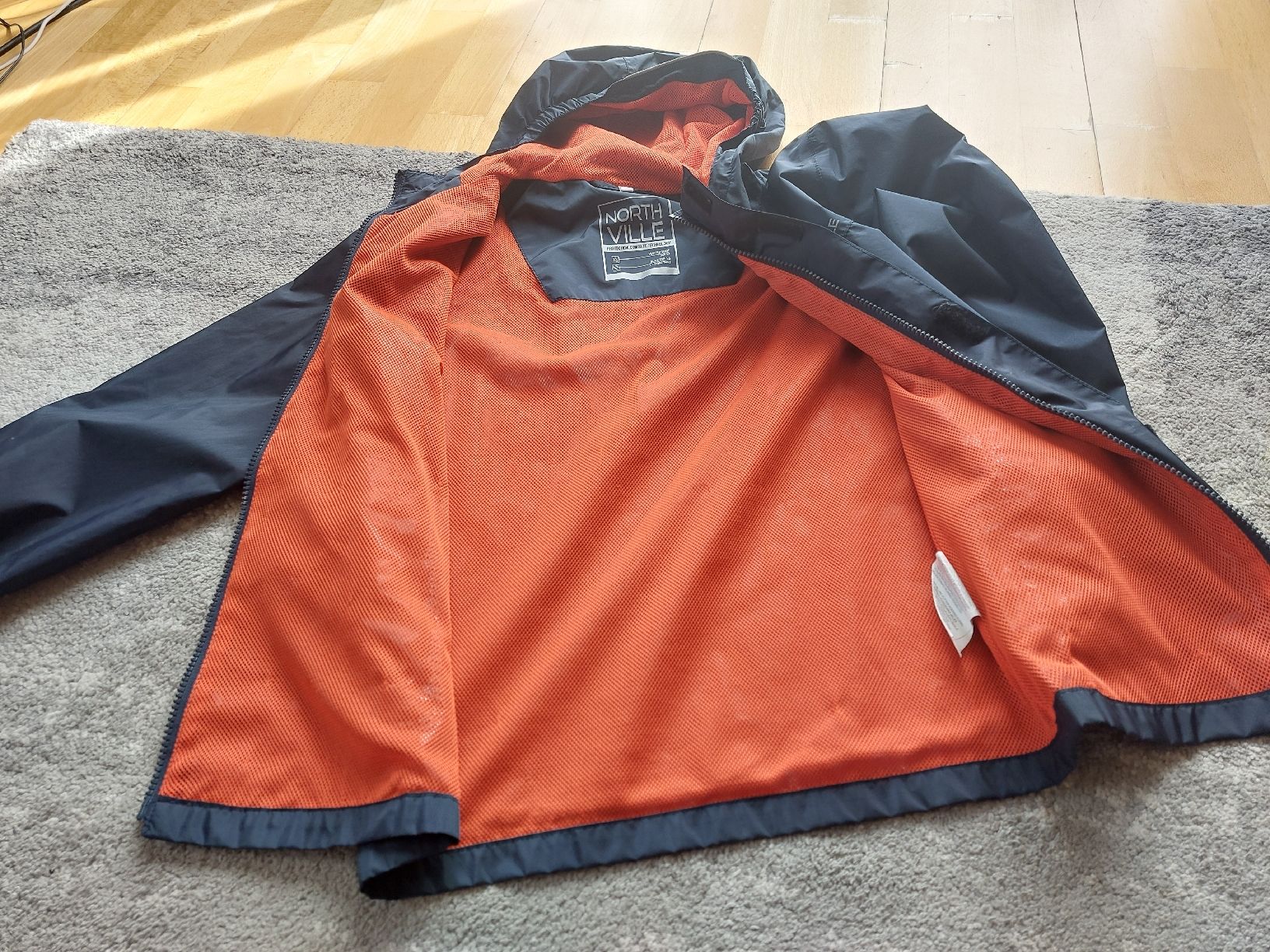 Jacken: Sehr schöne Regenjacke Gr 134 – Gebraucht aus Landquart von Cedes 2