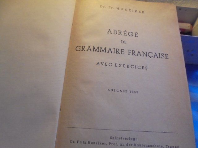 Libri: ABREGE DE GRAMMAIRE FRANCAISE – Usato da Hinwil venduto da Glasperlen 1