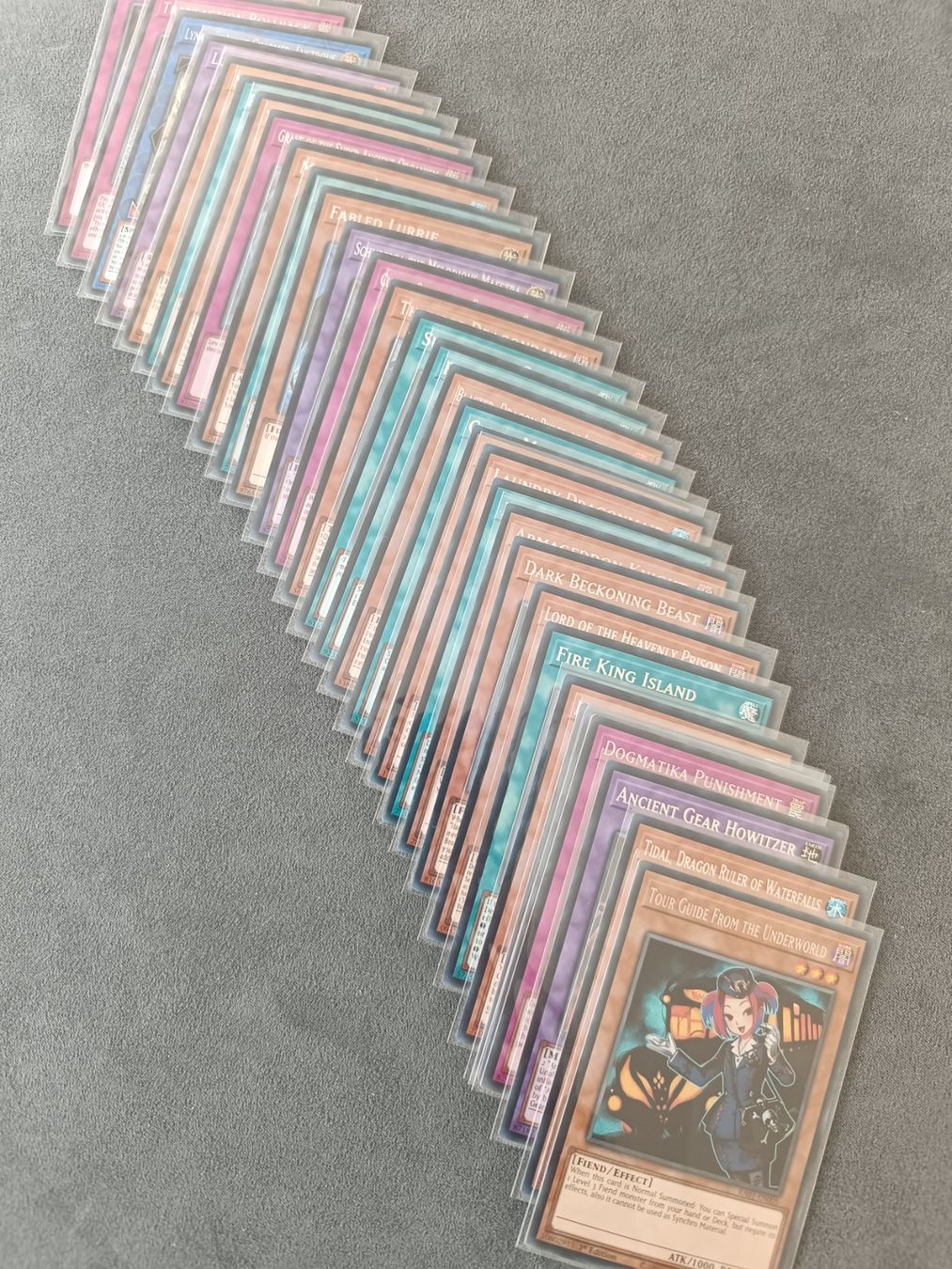 Yugioh Carte collezionabili: 32x Secret Rare Bundle RA01 RA03 RA04 – Nuovo (secondo la descrizione) da Grenchen venduto da Ditzo