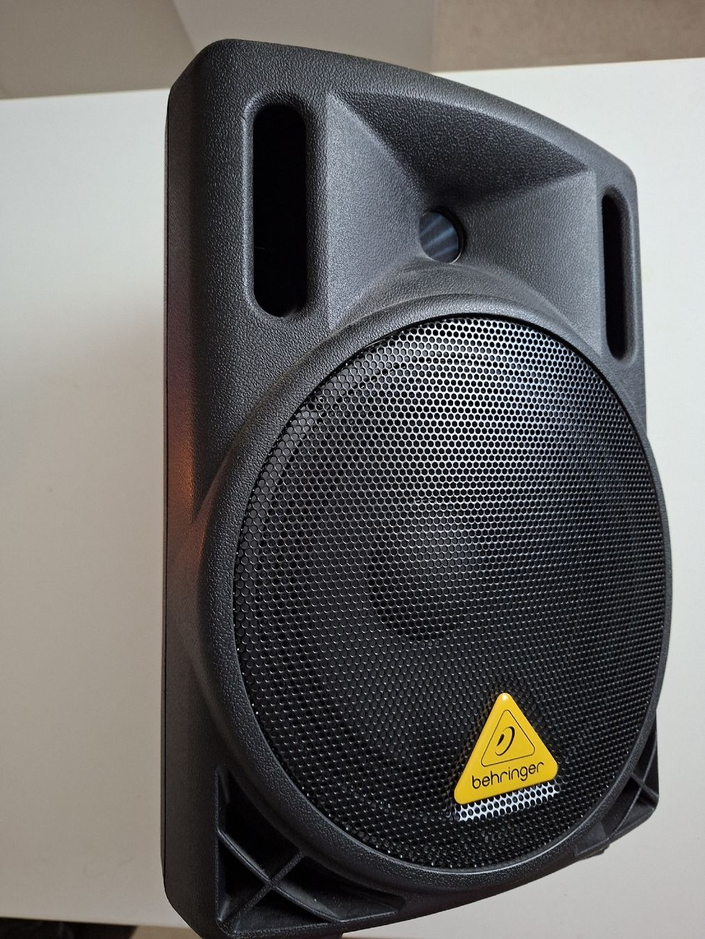 Behringer Casse acustiche: Enceinte active Behringer Eurolive B208D 200W noire – Usato da Villeneuve VD venduto da mat_mrh7 1