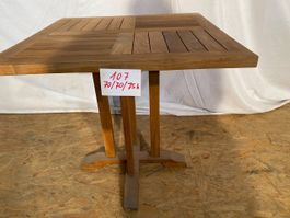 Hochwertiger Teakholz Gartentisch (70x70 cm) – Massivholz