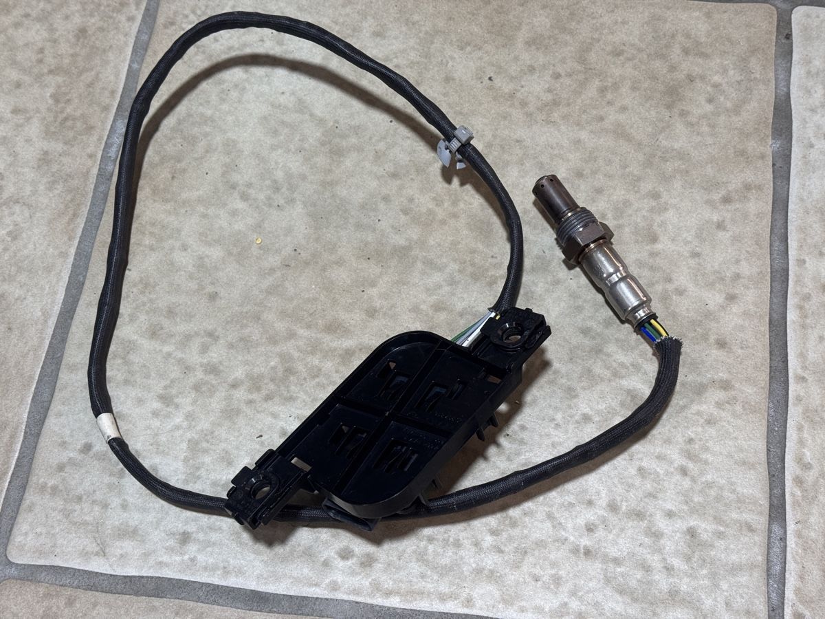 Volkswagen Alle Autoersatzteile: Original VW NOx Sensor mit Steuergerät VW T6 2.0 – Neu (gemäss Beschreibung) aus Visp von RobDz 4