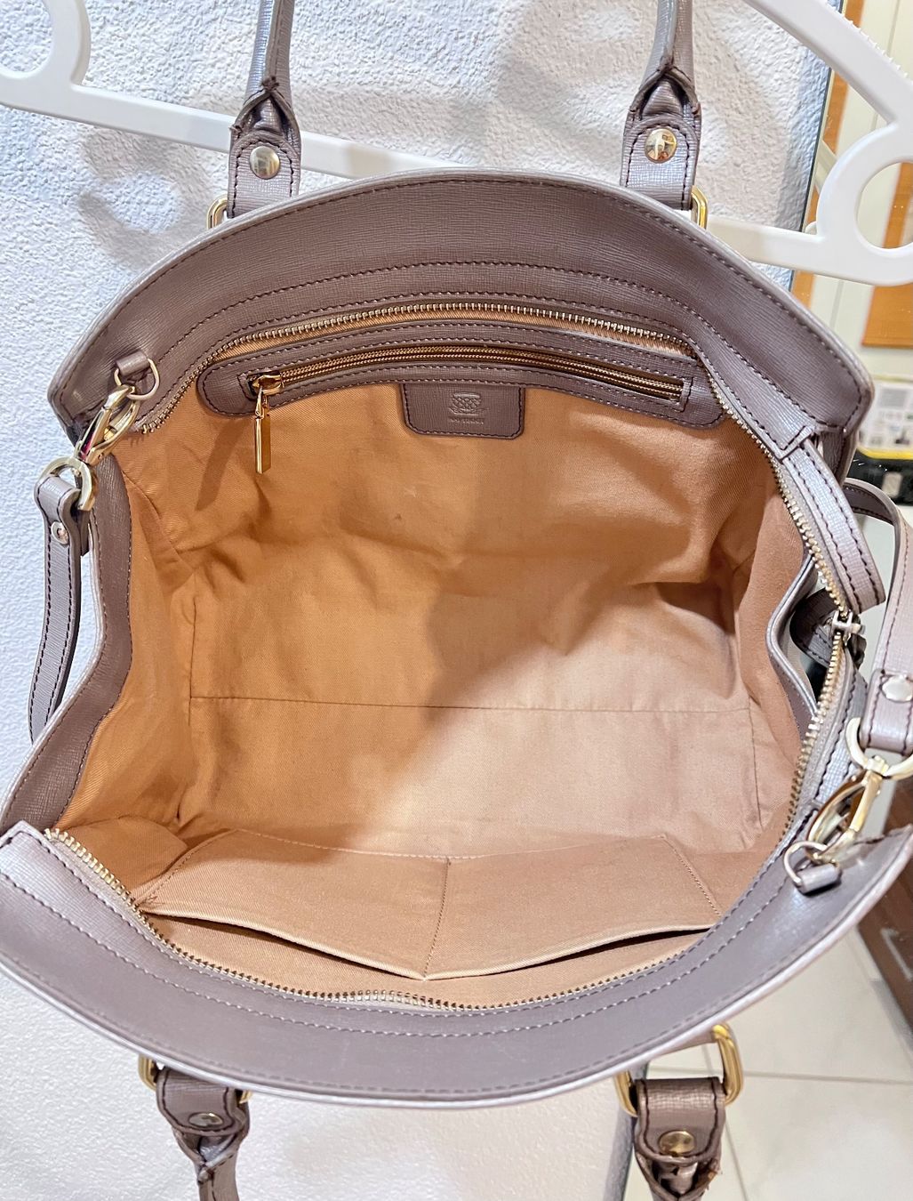 Navyboot Taschen für Damen: Navyboot Lederhandtasche – Gebraucht aus Oberrüti von siyito 8