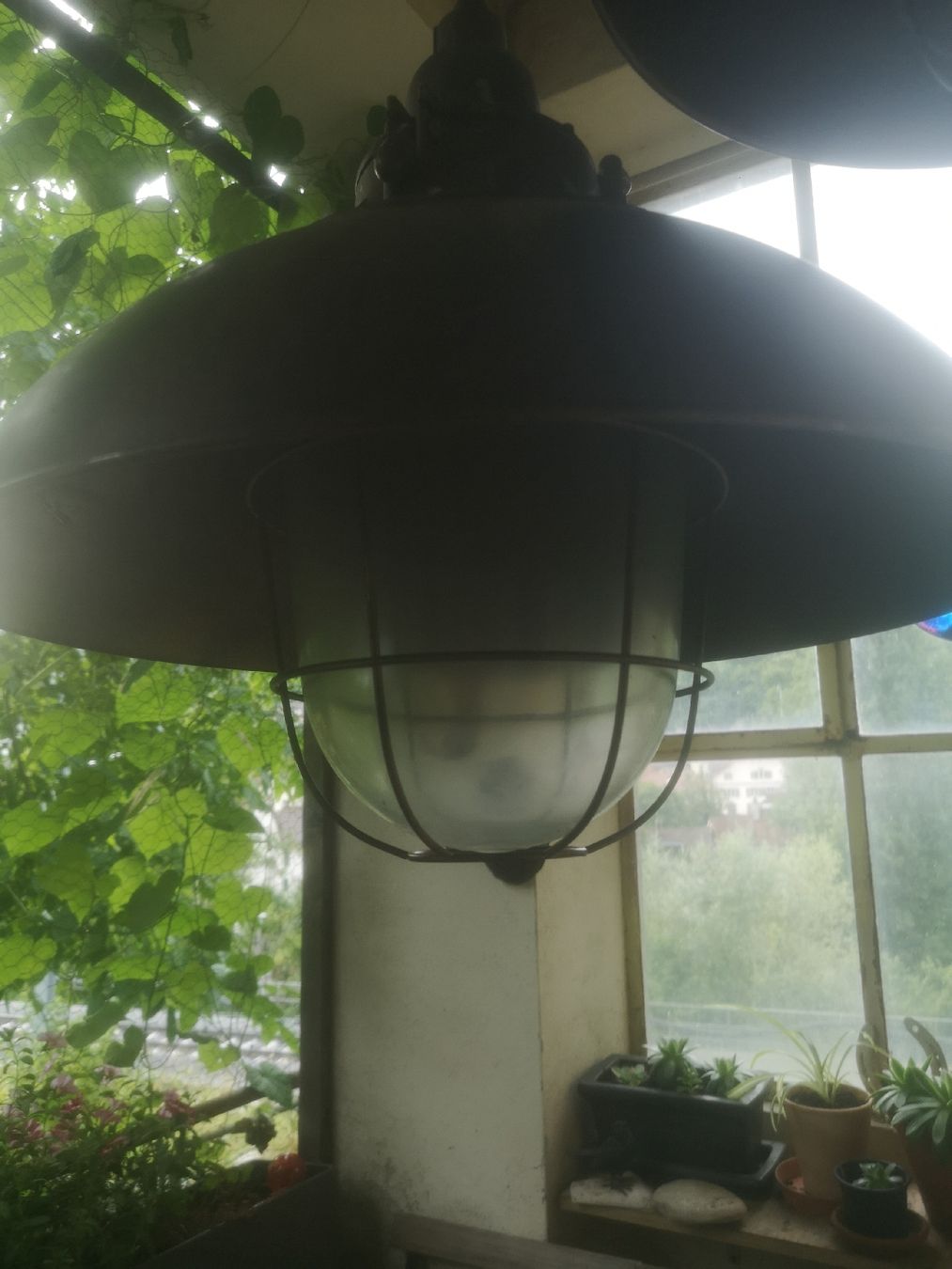 Kronleuchter & Deckenlampen: 2 Stk. Industrie Replika Lampen – Gebraucht aus Grellingen von Swissmeen 4