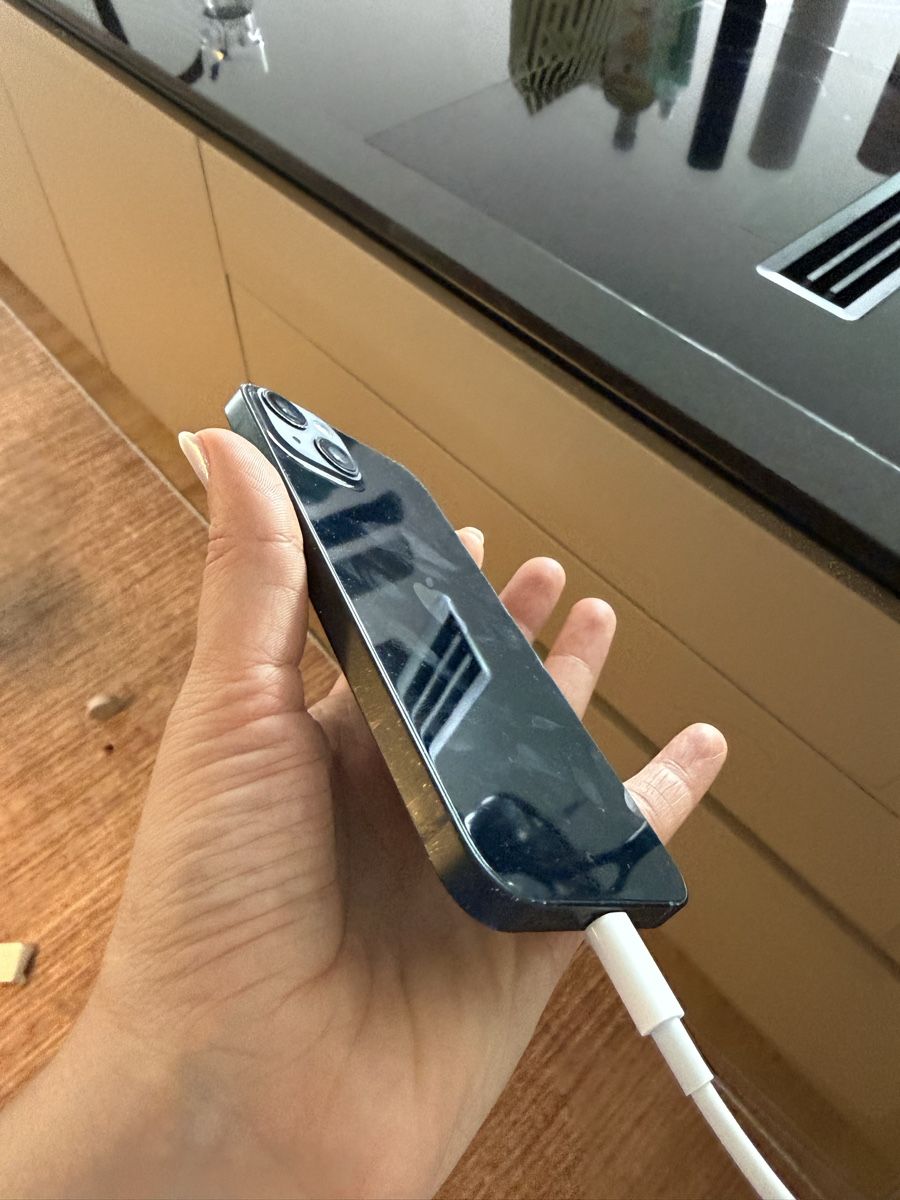 Apple Portables: iPhone 13 128 GB – D'occasion à Stäfa par fabiofi16 6