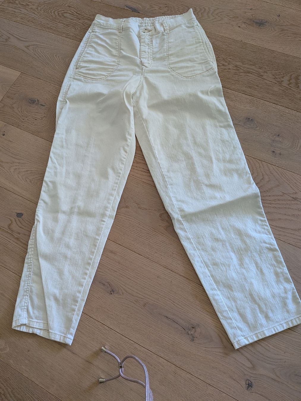 Pantalons: Summum Hose im Barrelschnitt Grösse L  – D'occasion à Lengnau AG par Martinwh99