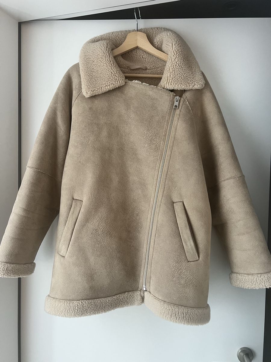 Esprit Giacche: Jacke Esprit sherpa, beige, Gr. M – Usato da Zürich venduto da anghelamata 2