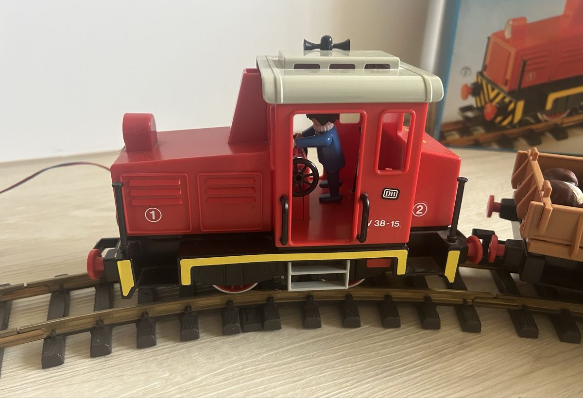 Playmobil Spielzeuge: Playmobil - Spielbahn mit Zubehör – Gebraucht aus Gossau SG von Gallus00 8
