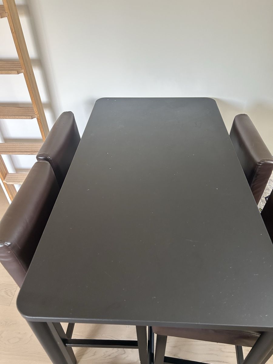 Ikea Set tavolo e sedie: Bartisch Tommaryd mit 4 Barstühlen – Usato da Bauma venduto da GMC_22 1