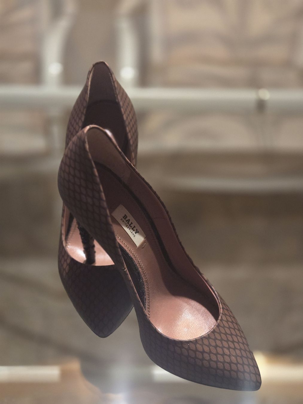 Bally Damenschuhe: Bally Pumps, Echtleder, Gr. 36 Herbst-Look, neu. – Neu (gemäss Beschreibung) aus Hirschthal von mor_88mp