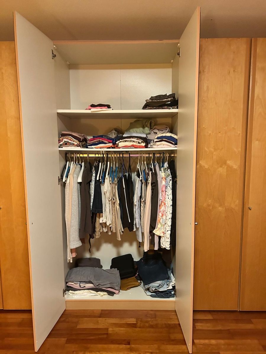 Armoires: Kleiderschrank – D'occasion à Wettingen par jen_6m7h 1