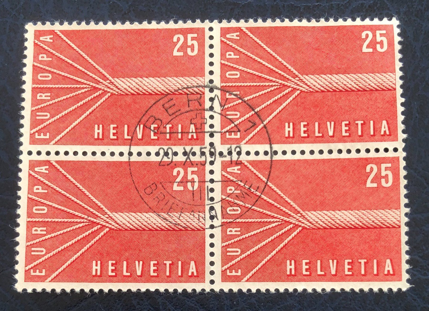Tutti i francobolli: 4 er Block Nr.332 mit Vollstempel Bern – Usato da Aarau venduto da Billa007