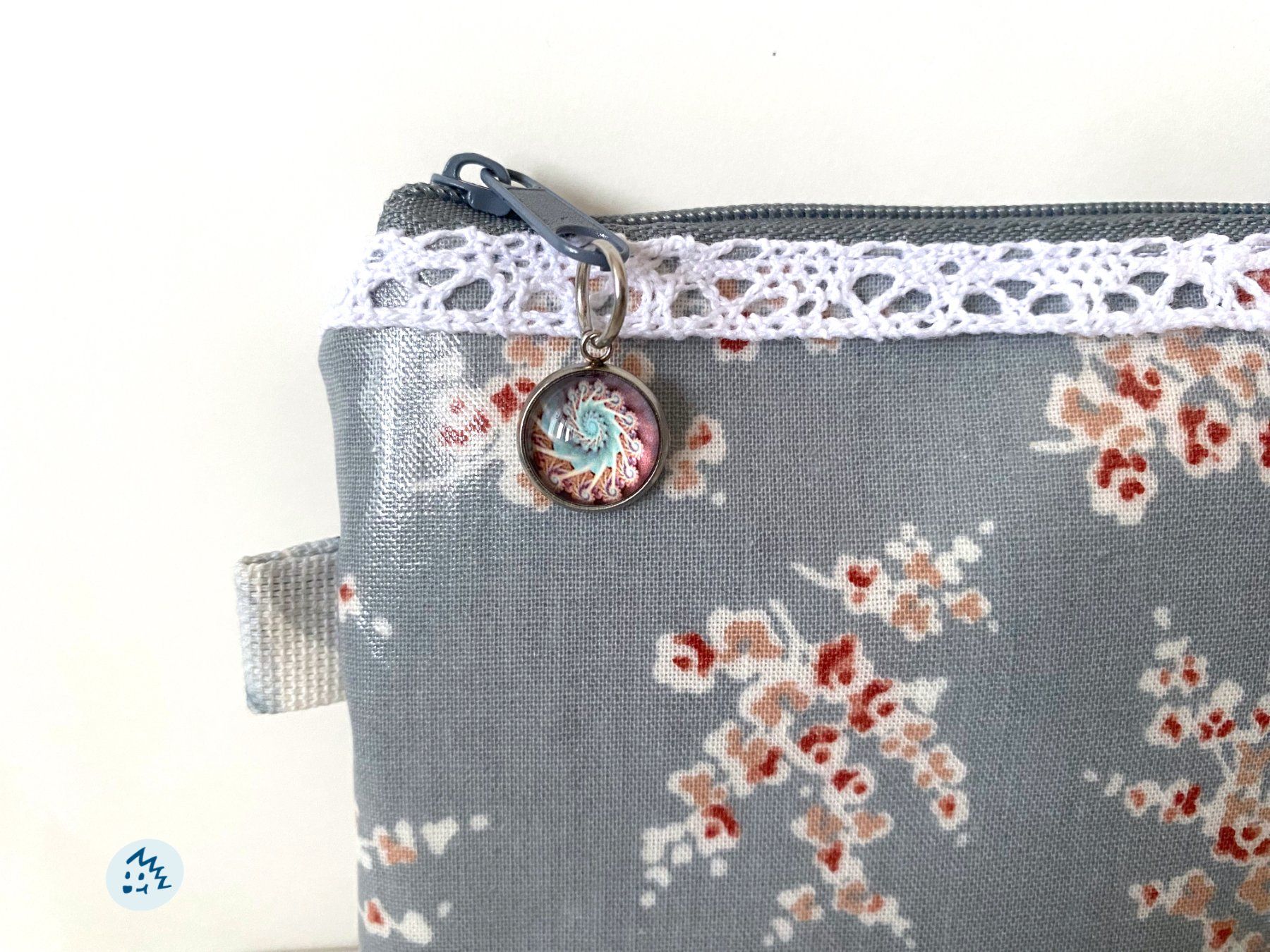 Altri Prodotti per fumatori: Etui, Täschli, Pillentäschli, Portmonee klein, Geschenkidee – Nuovo e nell'imballaggio originale da Fanas venduto da Omibia 1