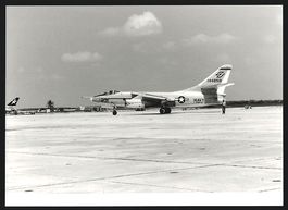 Fotografie Flugzeug Douglas A-3 Skywarri