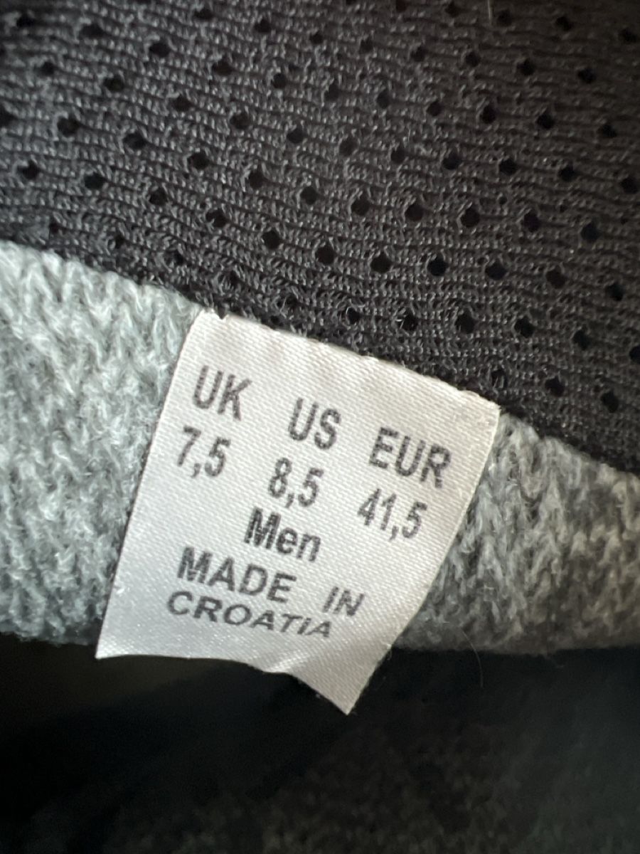 Lowa Scarpe da uomo: Wanderschuh Herren Hanwag Gr. 41.5, NP 300.- – Usato da Uebeschi venduto da 1Anna1 3