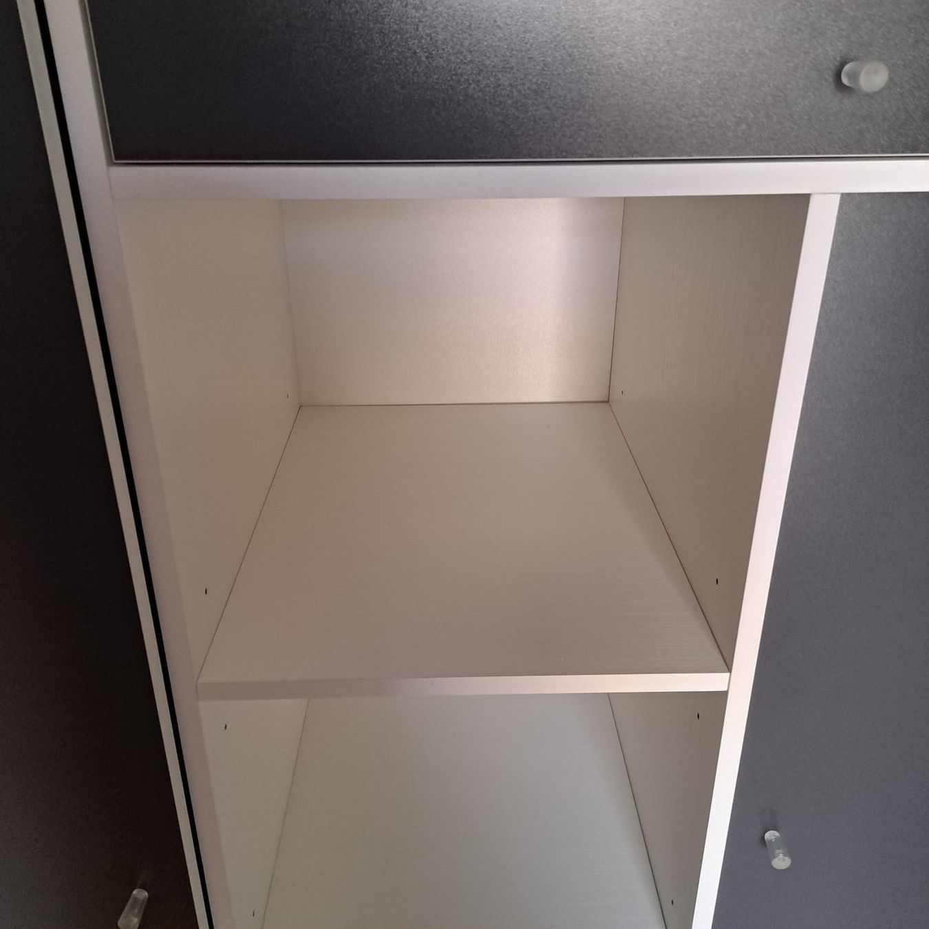 Schränke: Kleiderschrank – Gebraucht aus Menzingen von Yami1 1