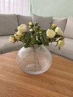 Elegante H&M Home Glasvase - Perfekt für den Frühling!