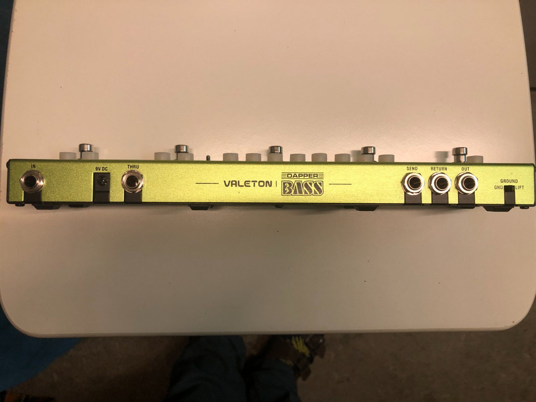 Strumenti musicali: Valeton Dapper Bass Effect Strip – Usato da Oberfrittenbach venduto da dista 1