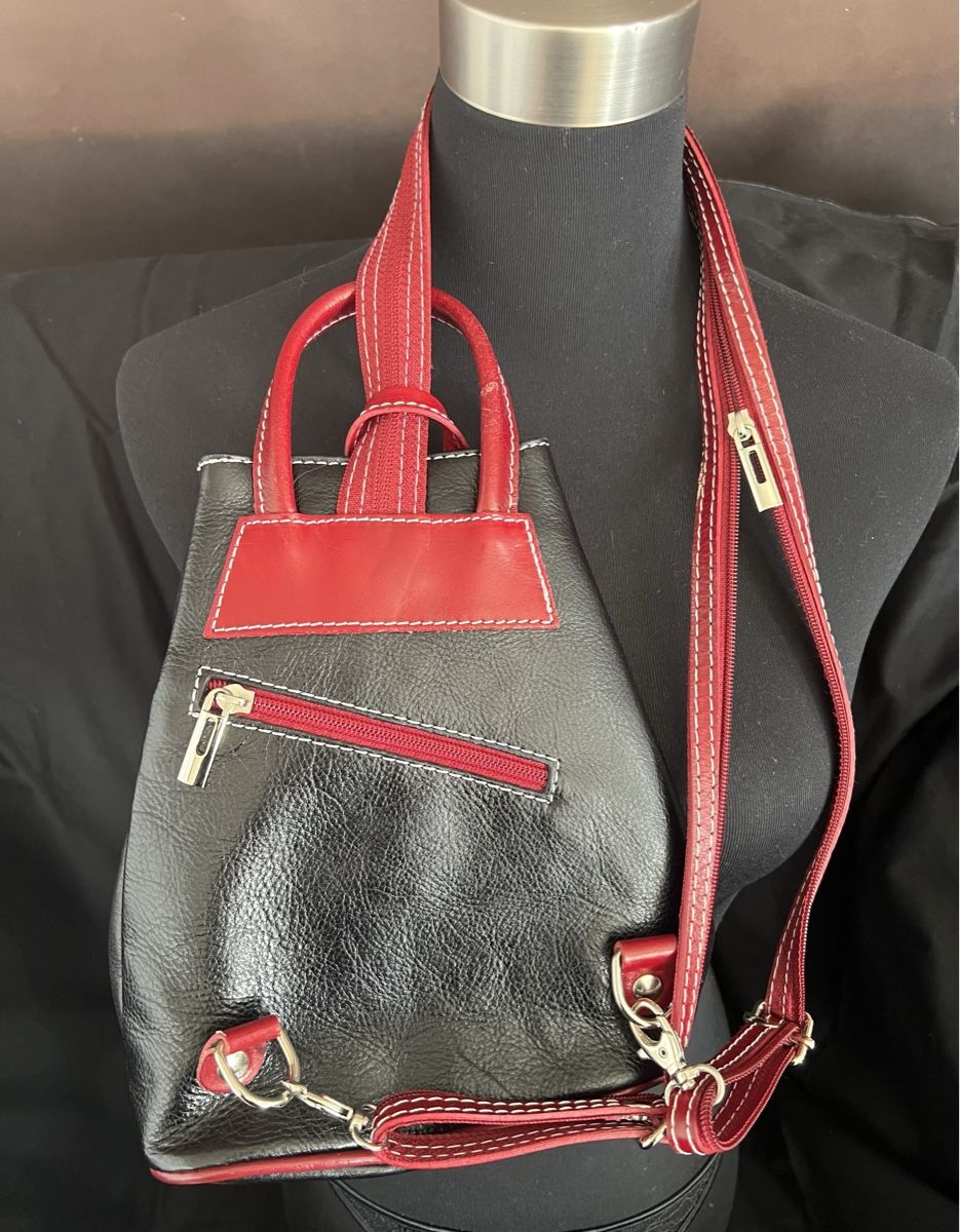Zaini: Lederrucksack schwarz-rot – Usato da Zofingen venduto da MarcellaL 2