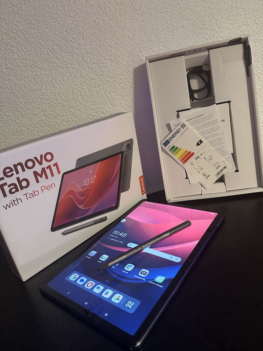 Lenovo Tablet PC: Tablette  – Nuovo (secondo la descrizione) da La Chaux-de-Fonds venduto da ViPeRDeXy 1