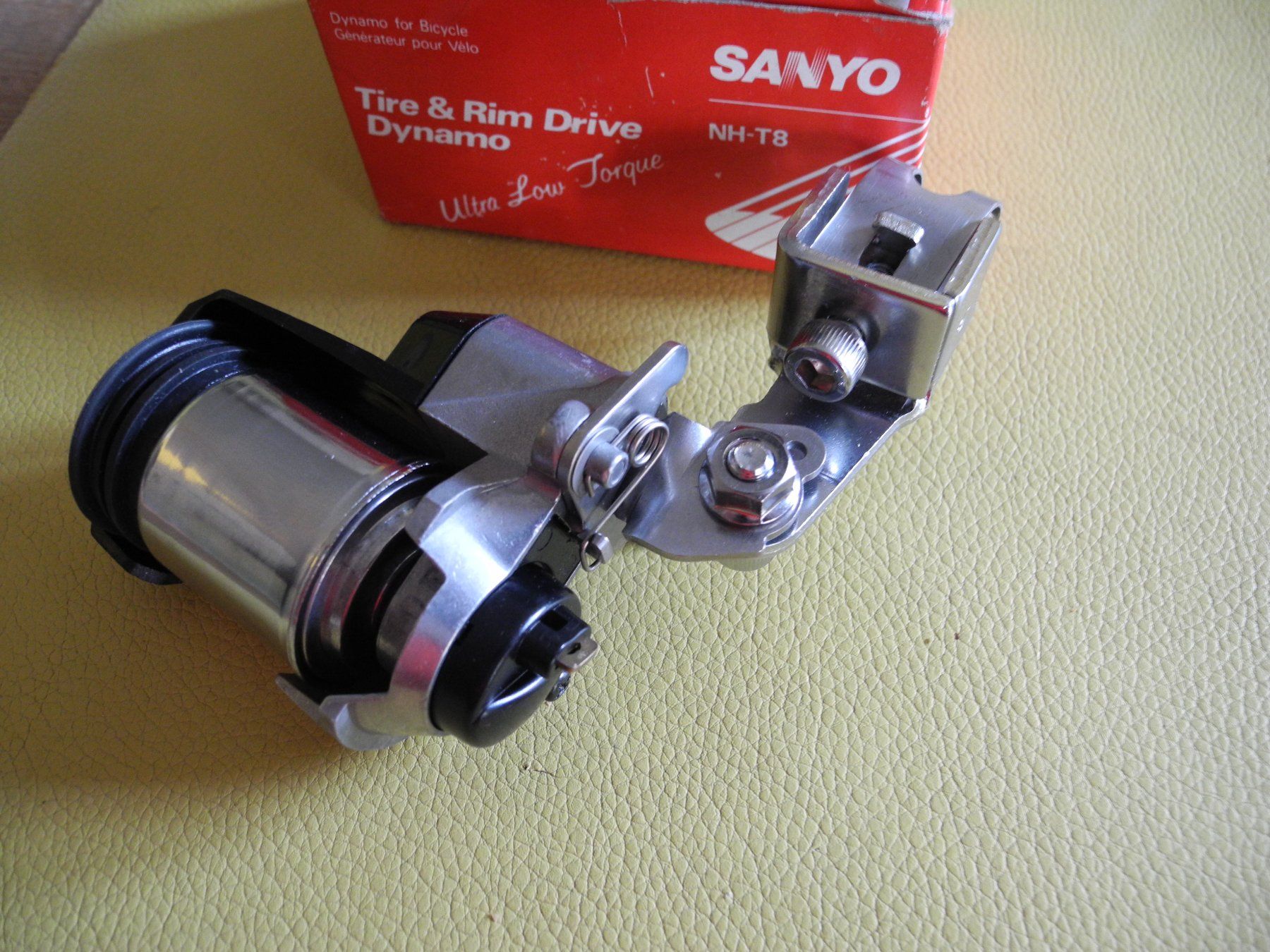 Sanyo Pezzi di ricambio: Dynamo Sanyo – Nuovo e nell'imballaggio originale da Worb venduto da kebe01 3