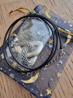 Schöne Anhänger Kette/Neu