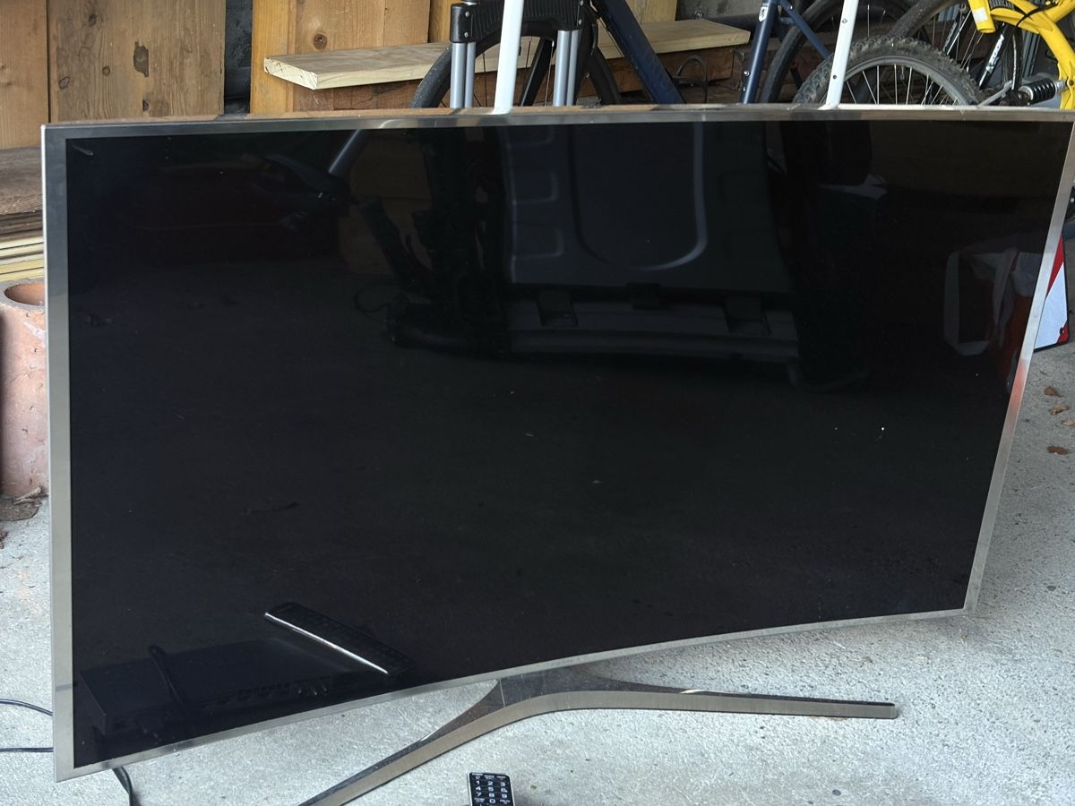 Appareils TV: Samsung TV – D'occasion à Unterentfelden par jalu.04