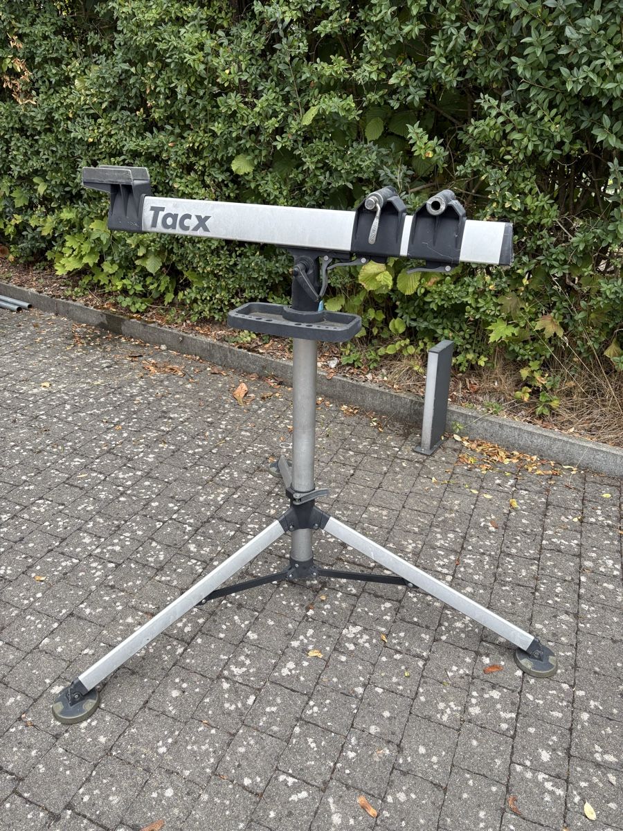Pezzi di ricambio: Tacx Fahrradständer – Usato da Sursee venduto da Vitusm