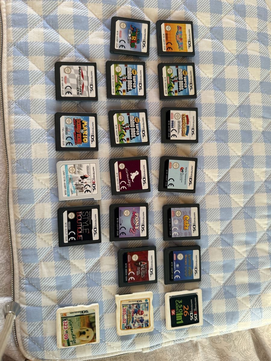 Nintendo Console: Nintendo DS XL + Mario Games – Usato da Gossau venduto da vane.01 1