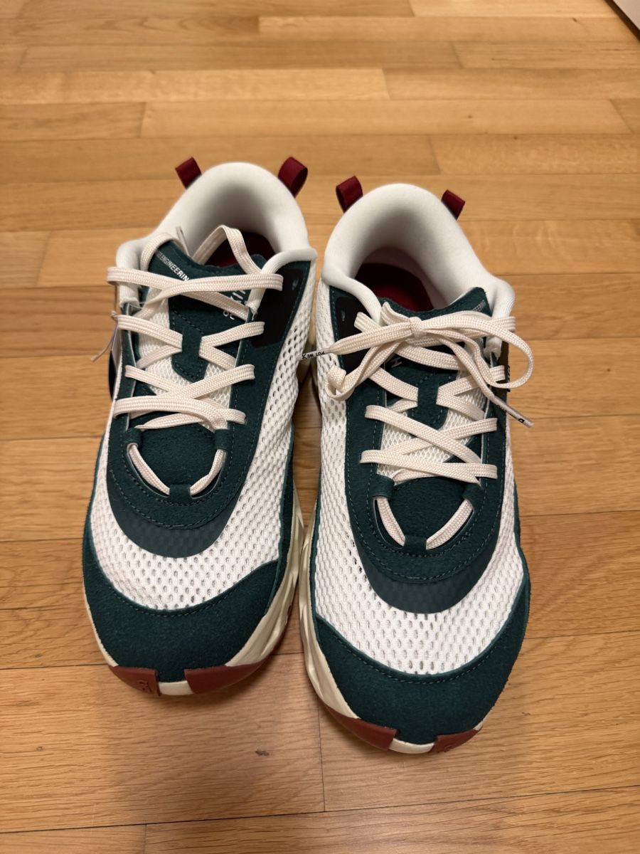 On Chaussures hommes: Kith On Running shoes – Neuf avec emballage d'origine à Tann par DicianniLe