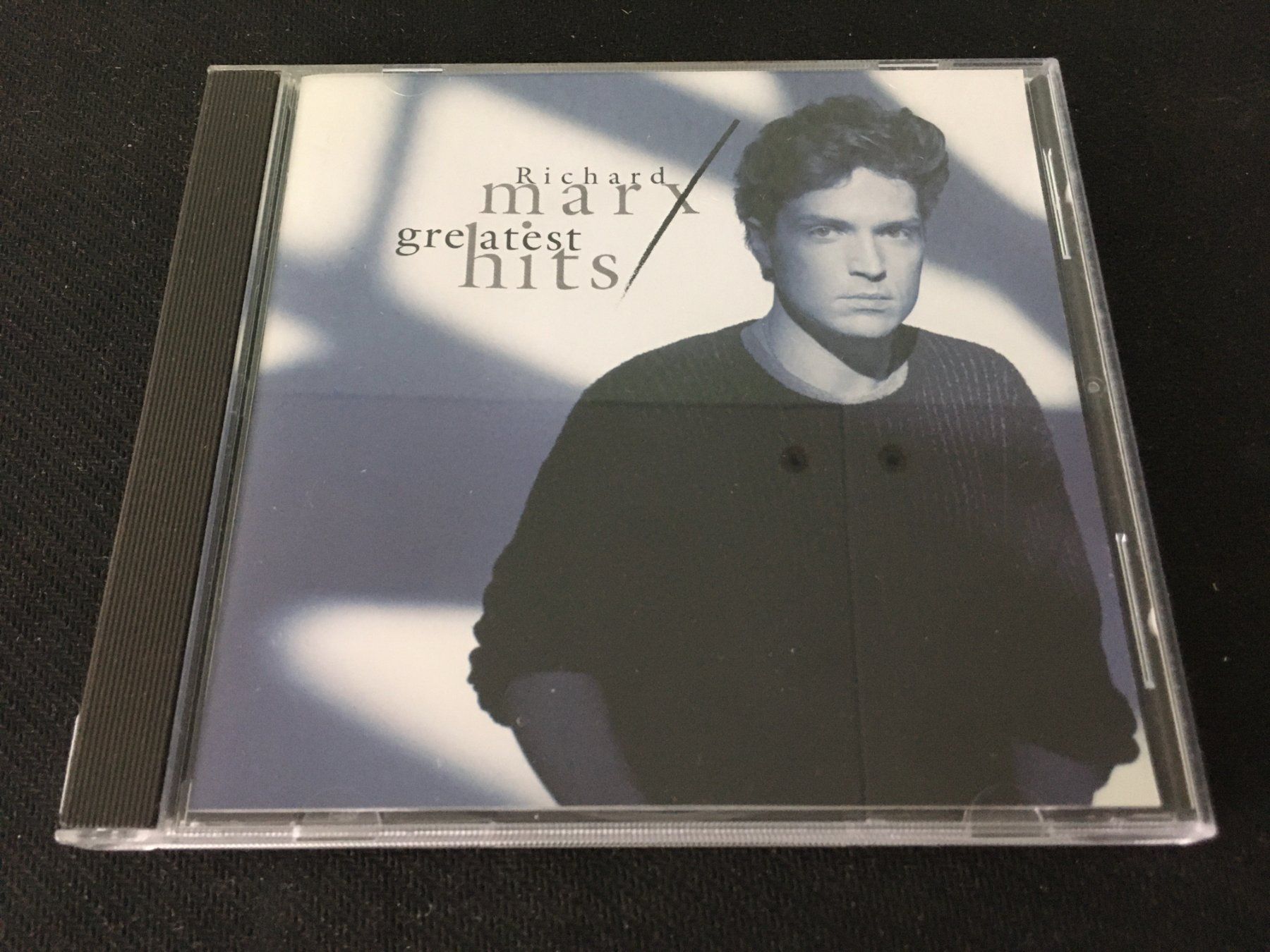 CD: Richard Marx - Greatest Hits -CD- – Usato da St.Gallen venduto da MedienJoe