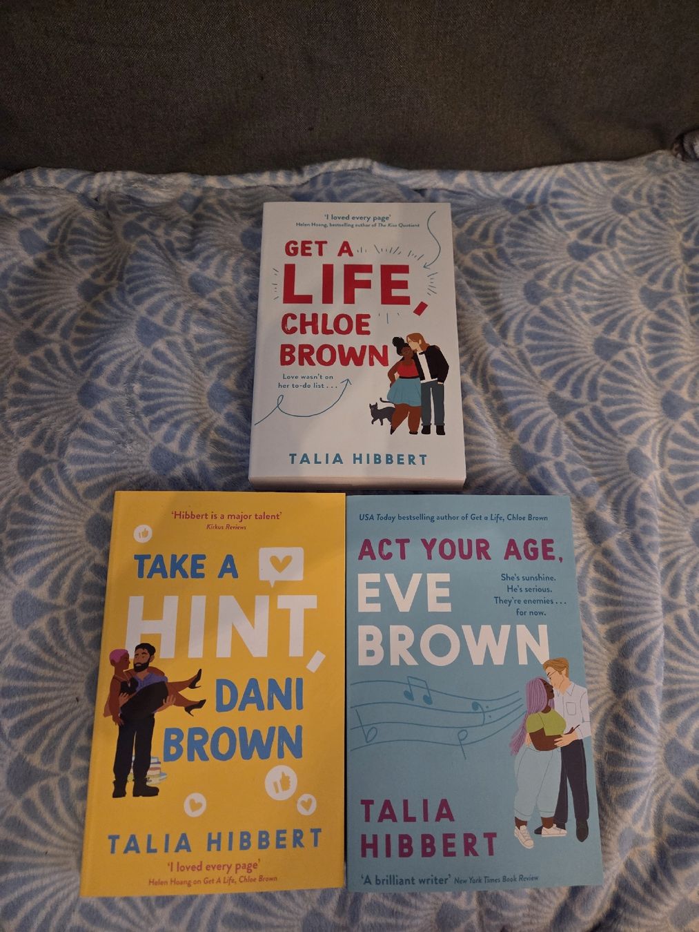 Livres: Libri Talia Hibbert Brown Trilogy – Neuf (Voir description) à Nyon par direwolf97