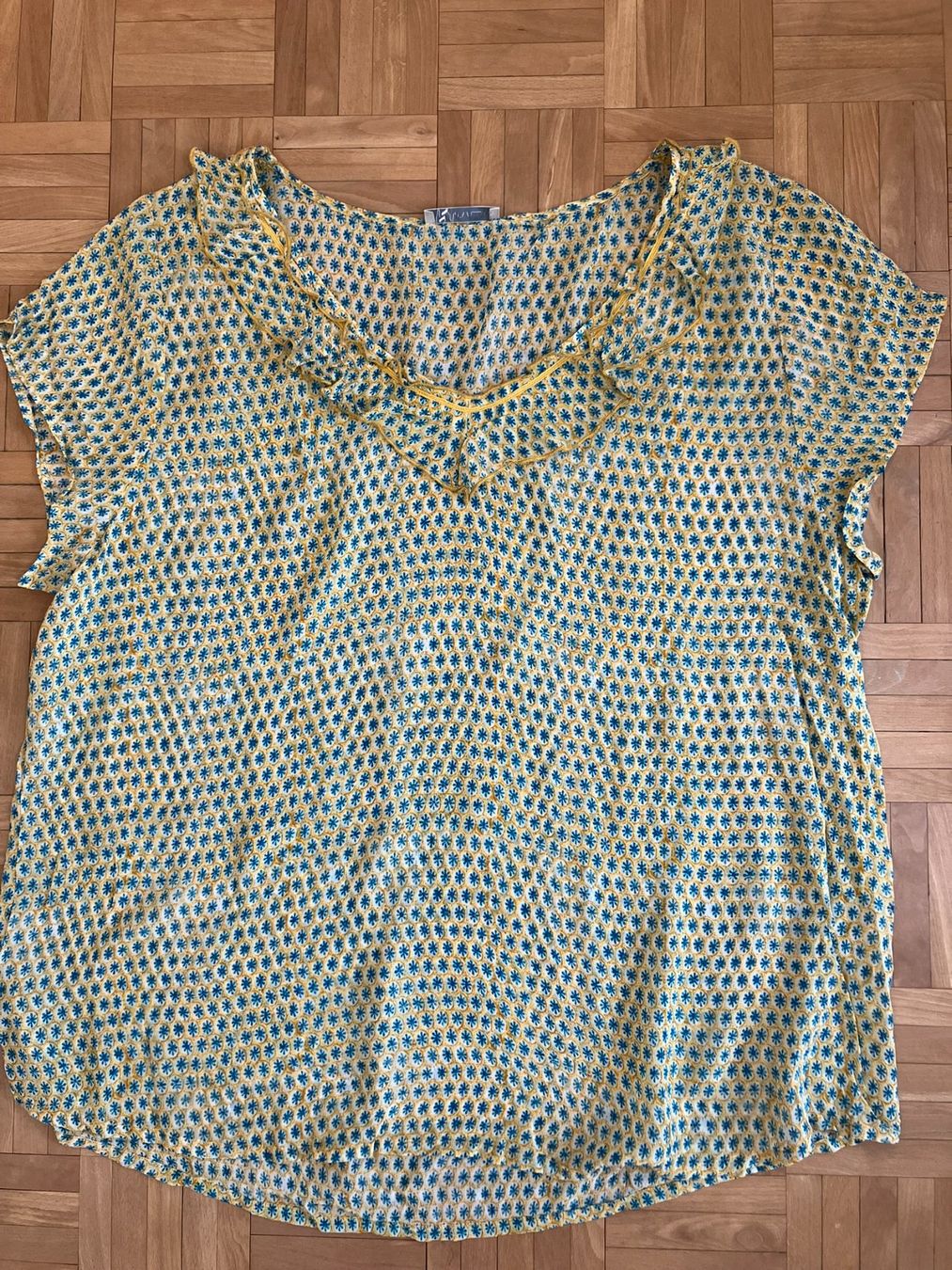 Nile Chemisiers: NILE Bluse Gr.XL – D'occasion à Laupen ZH par kar_lfz6 2