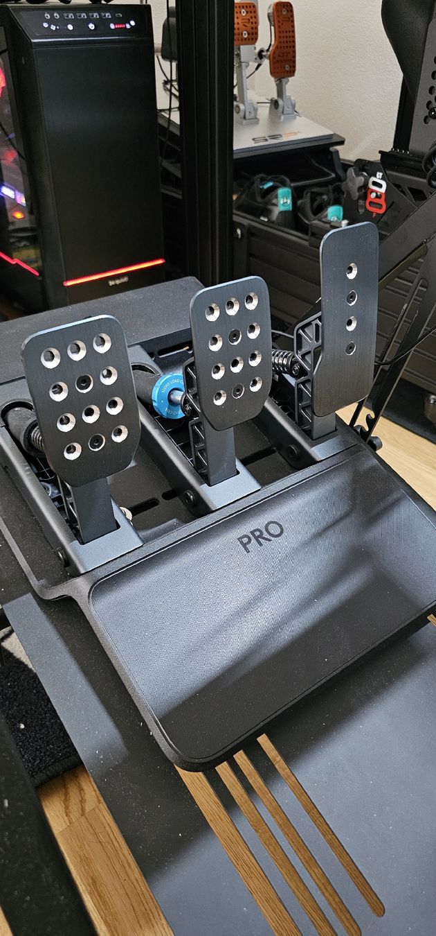 Logitech Controller: komplettes Sim Rig Logitech  – Usato da Schlieren venduto da huiop2 3