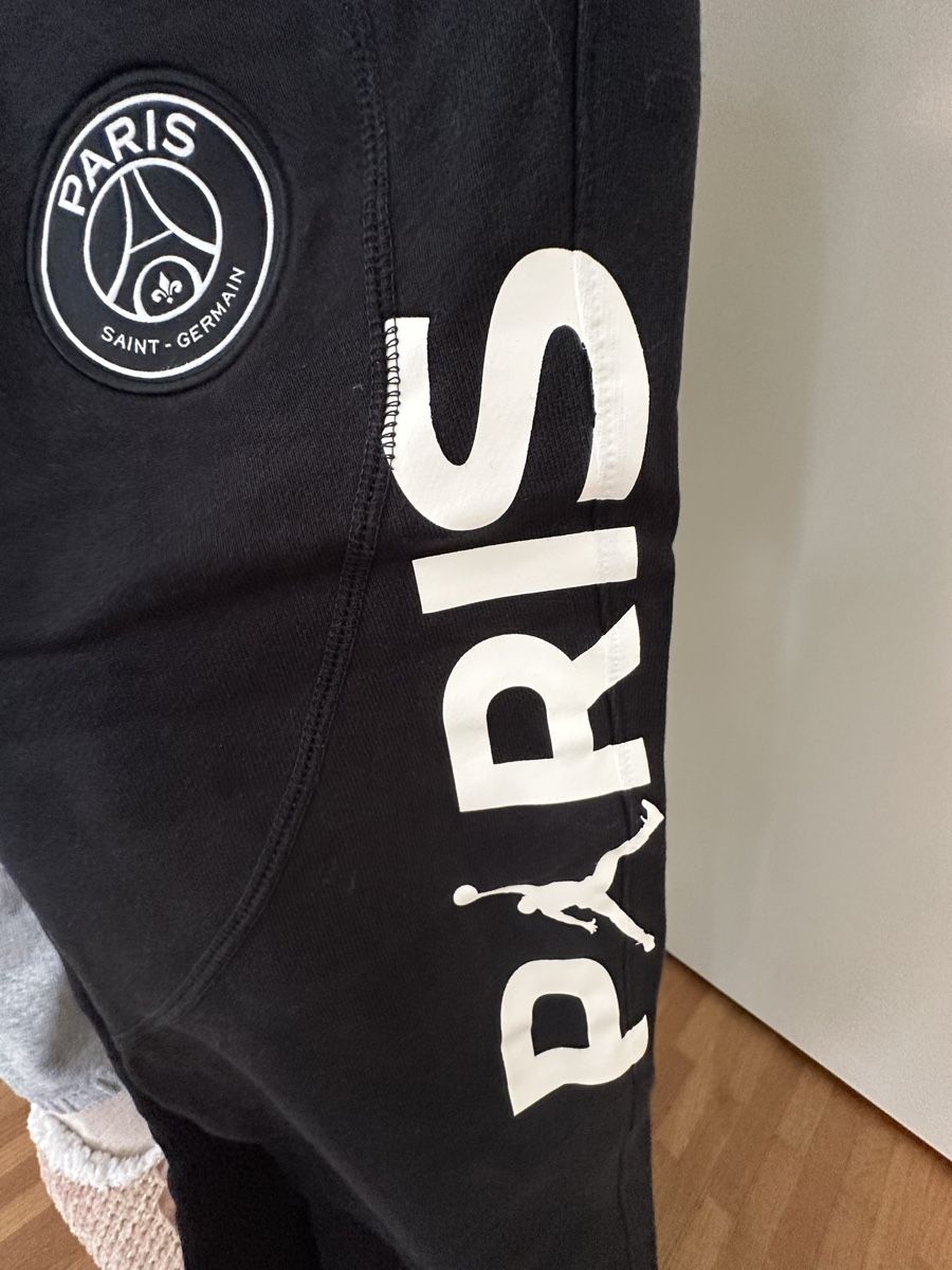 Jordan Pantaloni: Jordan Paris Saint-Germain Trainingshose – Usato da Birmenstorf AG venduto da FloS4 3