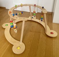 Baby Spielbogen aus Holz von Hess